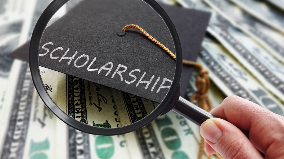 set up a scholarship fund